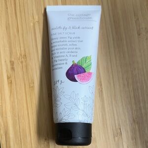 Fig & Currant Salt Scrub - White & Black